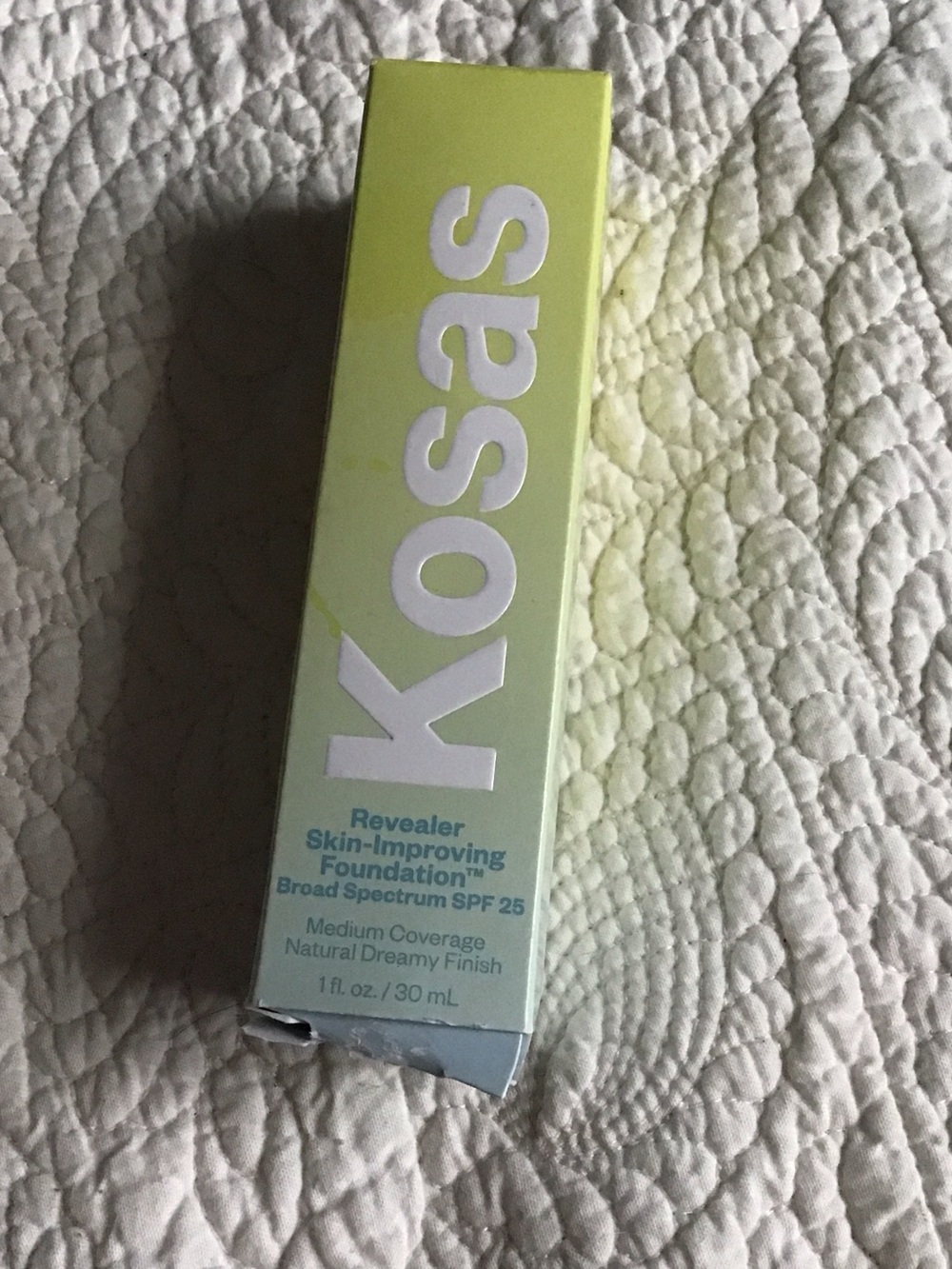 Kosas Revealer Foundation Box in Light Medium Neutral Warm 190